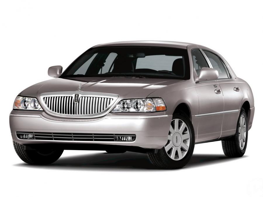  Lincoln Town Car 2003 года  (фото 65 из 68)